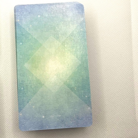 The Field Tarot by Hannah Elizabeth Fofana - Picture 3 of 5